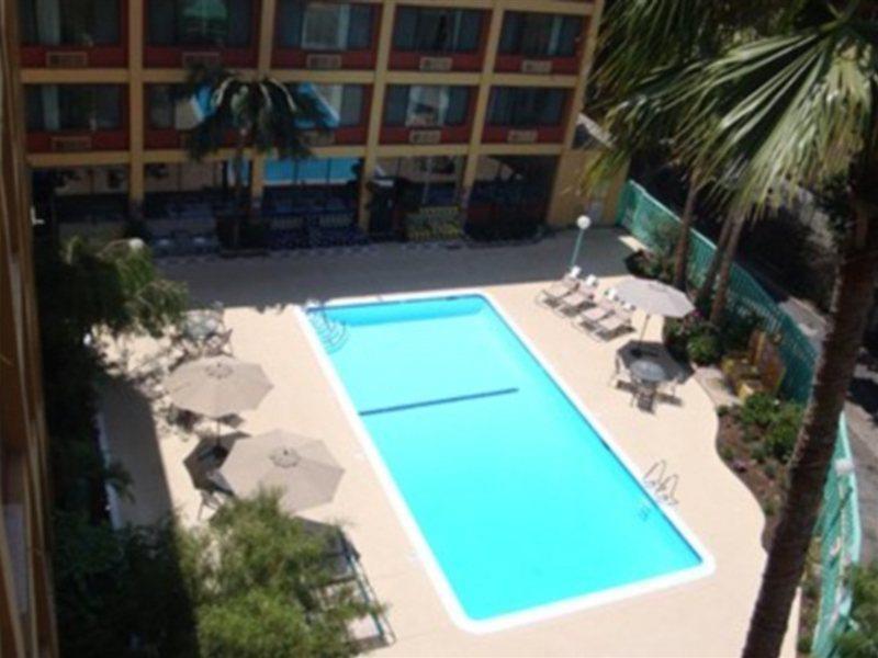 Quality Inn & Suites Montebello - Los Angeles Exterior photo